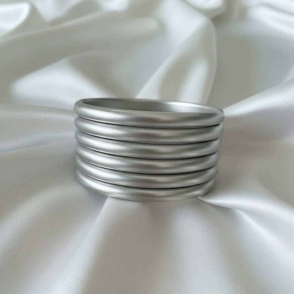 Numeria Bangle