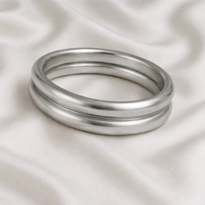 Ava Bangle